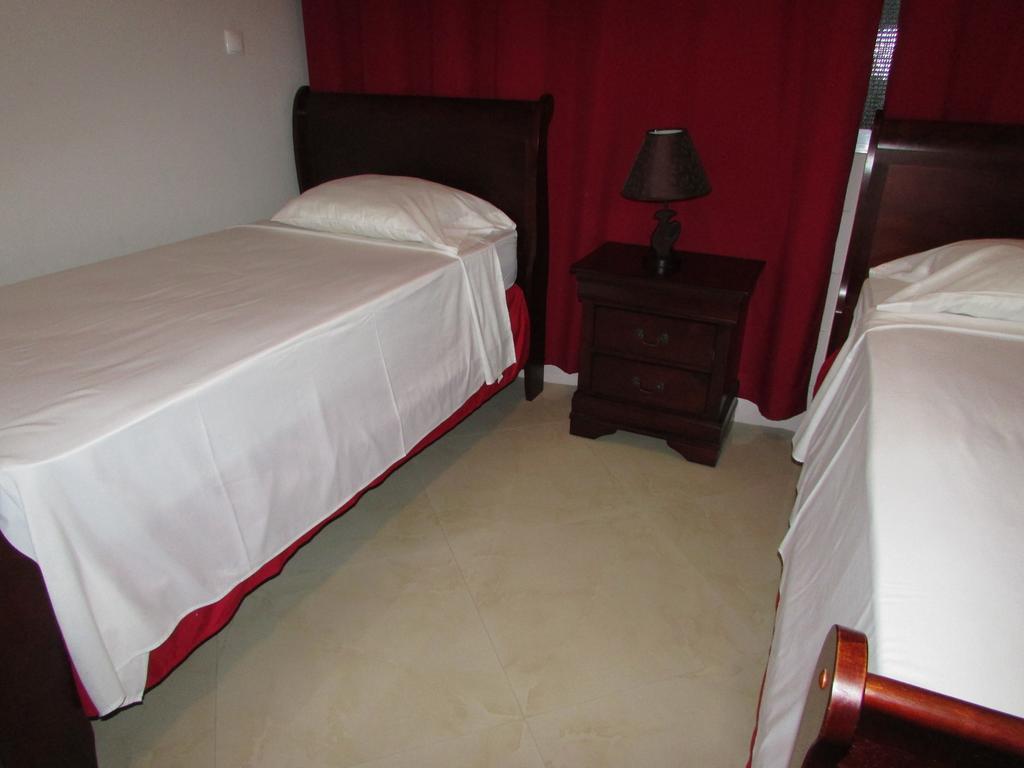 Bed and Breakfast Residencial Girassol, Lda São Filipe Exteriér fotografie