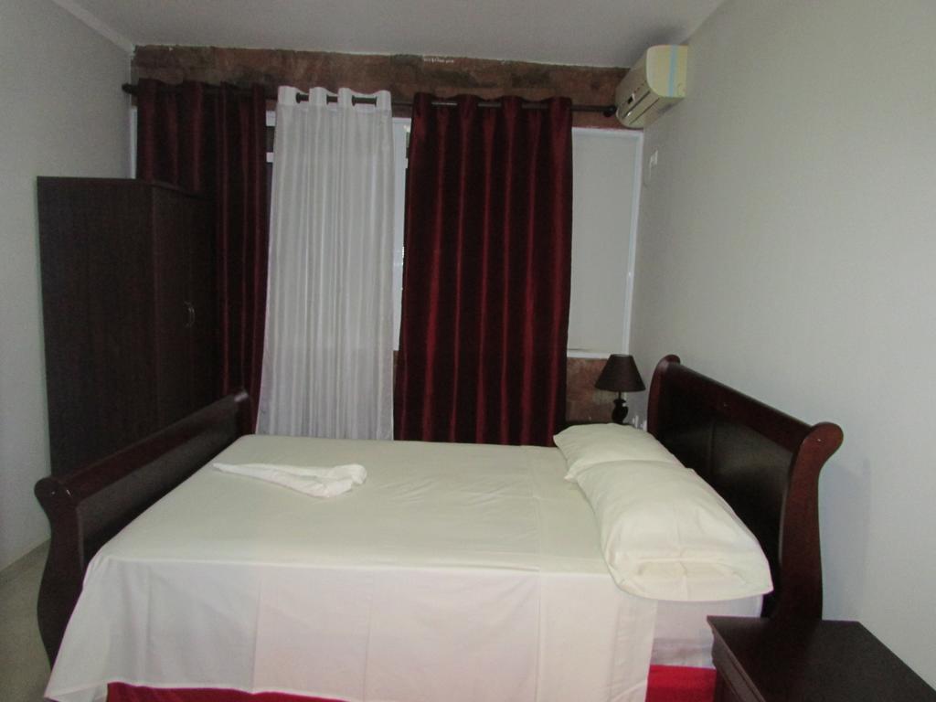 Bed and Breakfast Residencial Girassol, Lda São Filipe Exteriér fotografie