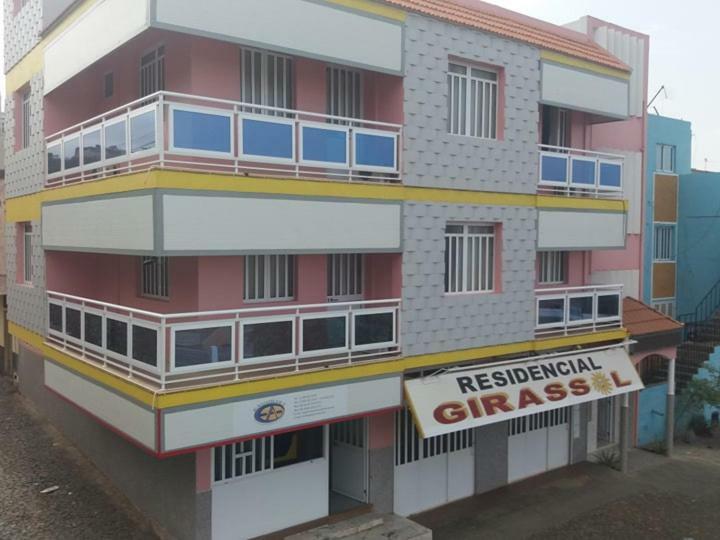 Bed and Breakfast Residencial Girassol, Lda São Filipe Exteriér fotografie